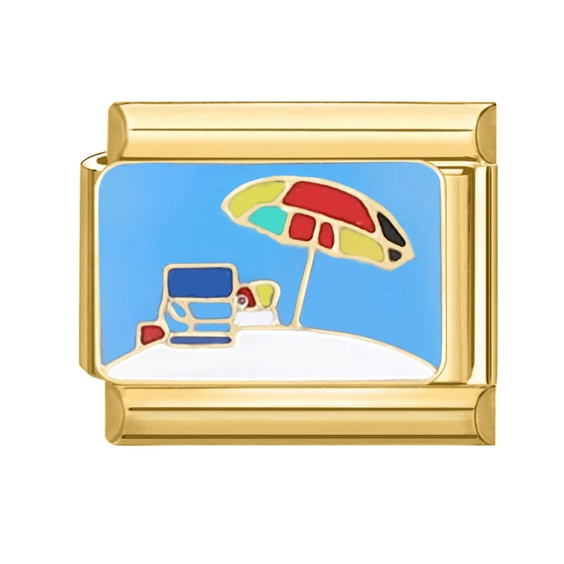 Gold-Charm Strand Traveling