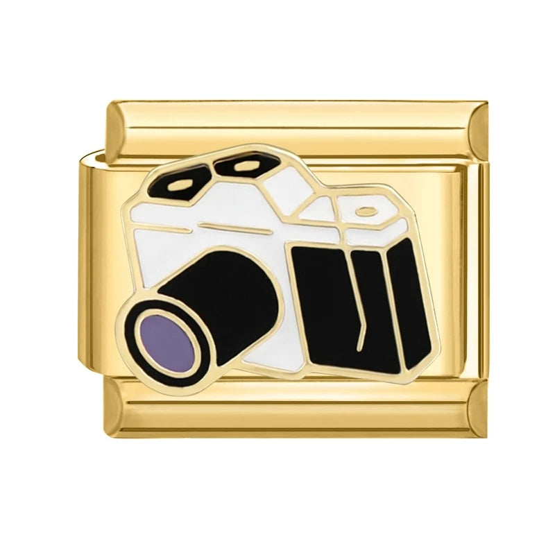 Gold-Charm Essential Kamera