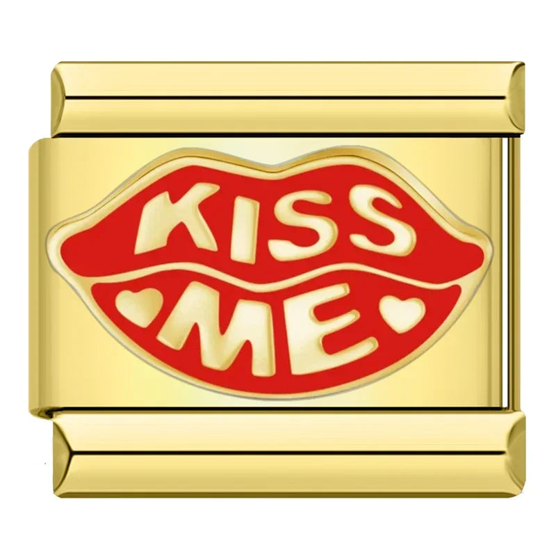 Gold-Charm Liebes Spruch KISS ME